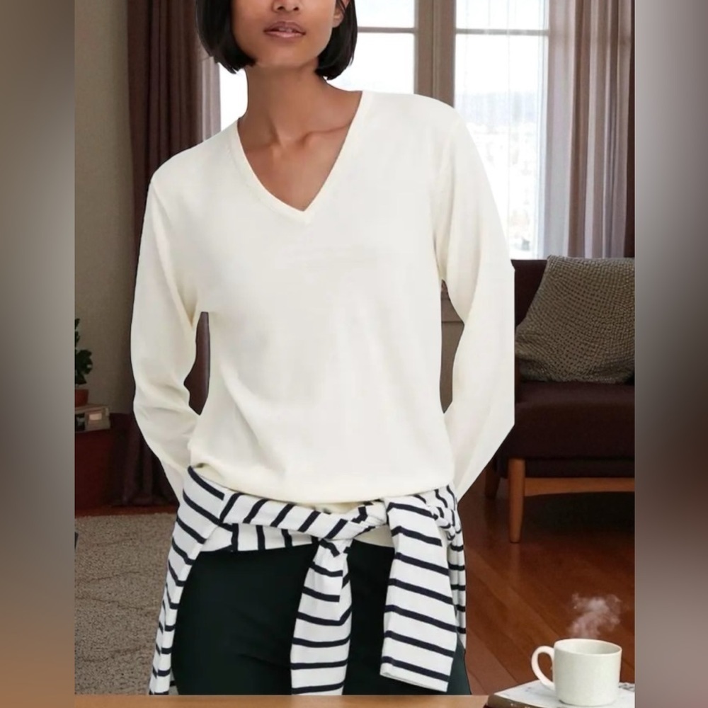 Jennifer Moore Cream V-Neck Top